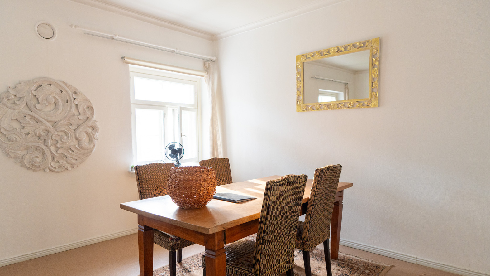 Sitting Area
